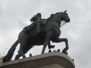 Estatua de Carlos III, Puerta del Sol, Madrid